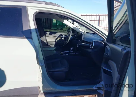 2025 Chevrolet Trax Fwd Activ z USA, uszkodzony, nr VIN KL77LKEP6SC070527